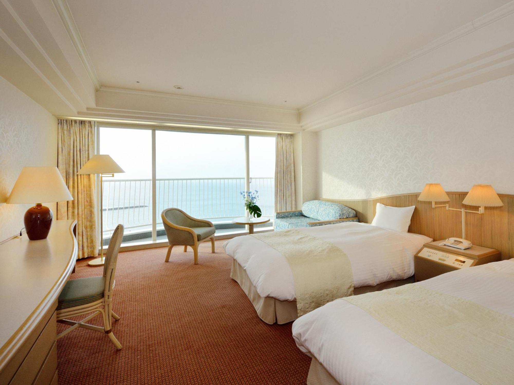Irago Resort & Convention Hotel Tahara Exterior foto