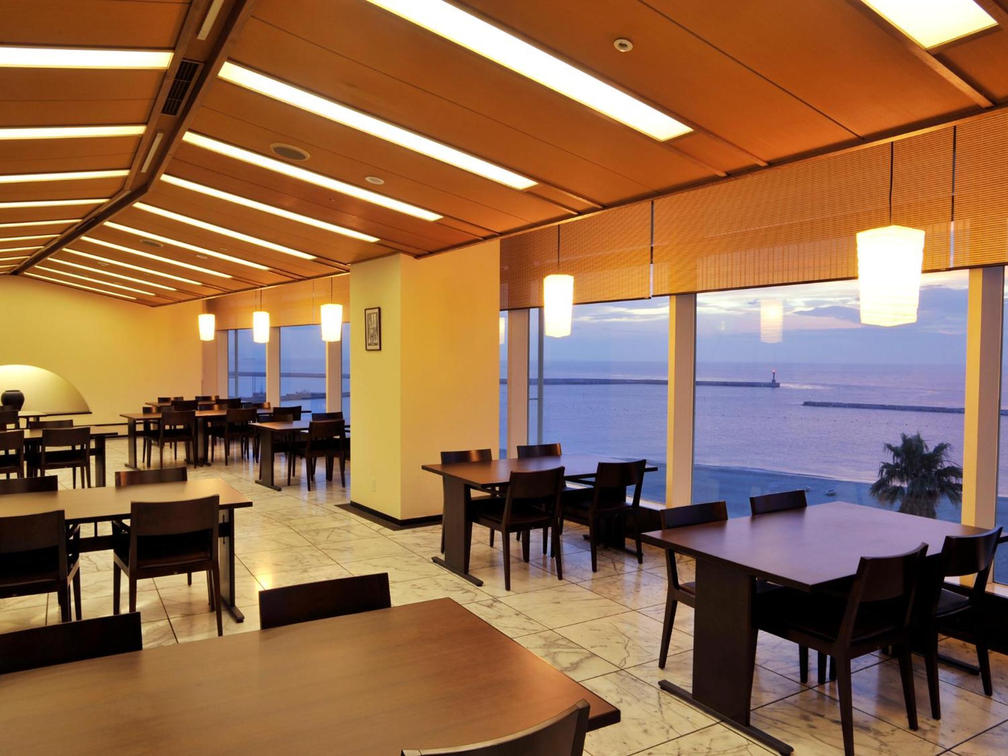 Irago Resort & Convention Hotel Tahara Exterior foto